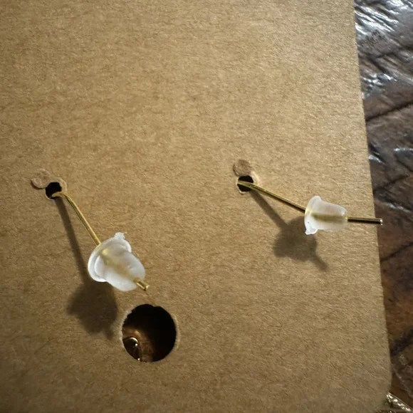 Handcrafted cat earrings - Picture 2 of 2